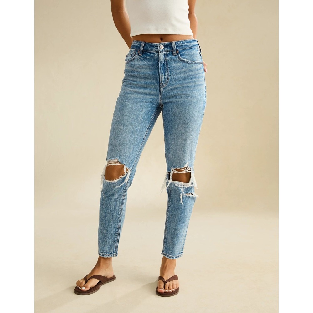 American Eagle Strigid Mom Jeans Womens 4 Blue Distressed High Waisted Tapered